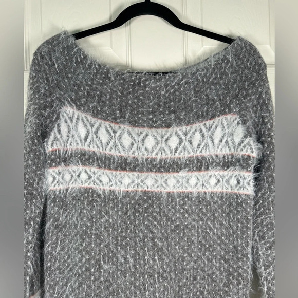 Sleeping on Snow Wool Blend Off the Shoulder Tunic Nordic Sweater Womens Small - Picture 4 of 7